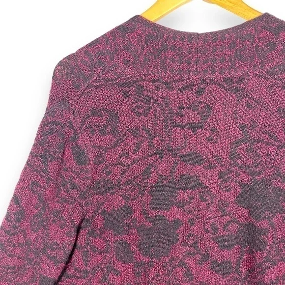 Textured Floral Sweater Cardigan - Picture 9 of 11